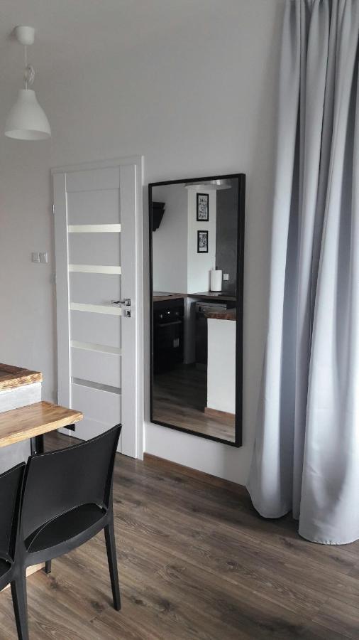 Silver Apartment in Wilanów Warschau Buitenkant foto