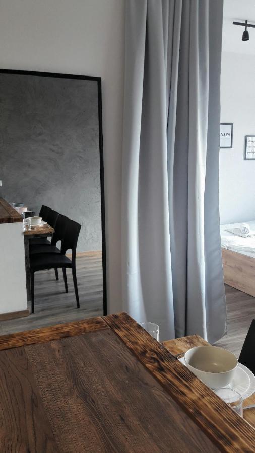 Silver Apartment in Wilanów Warschau Buitenkant foto
